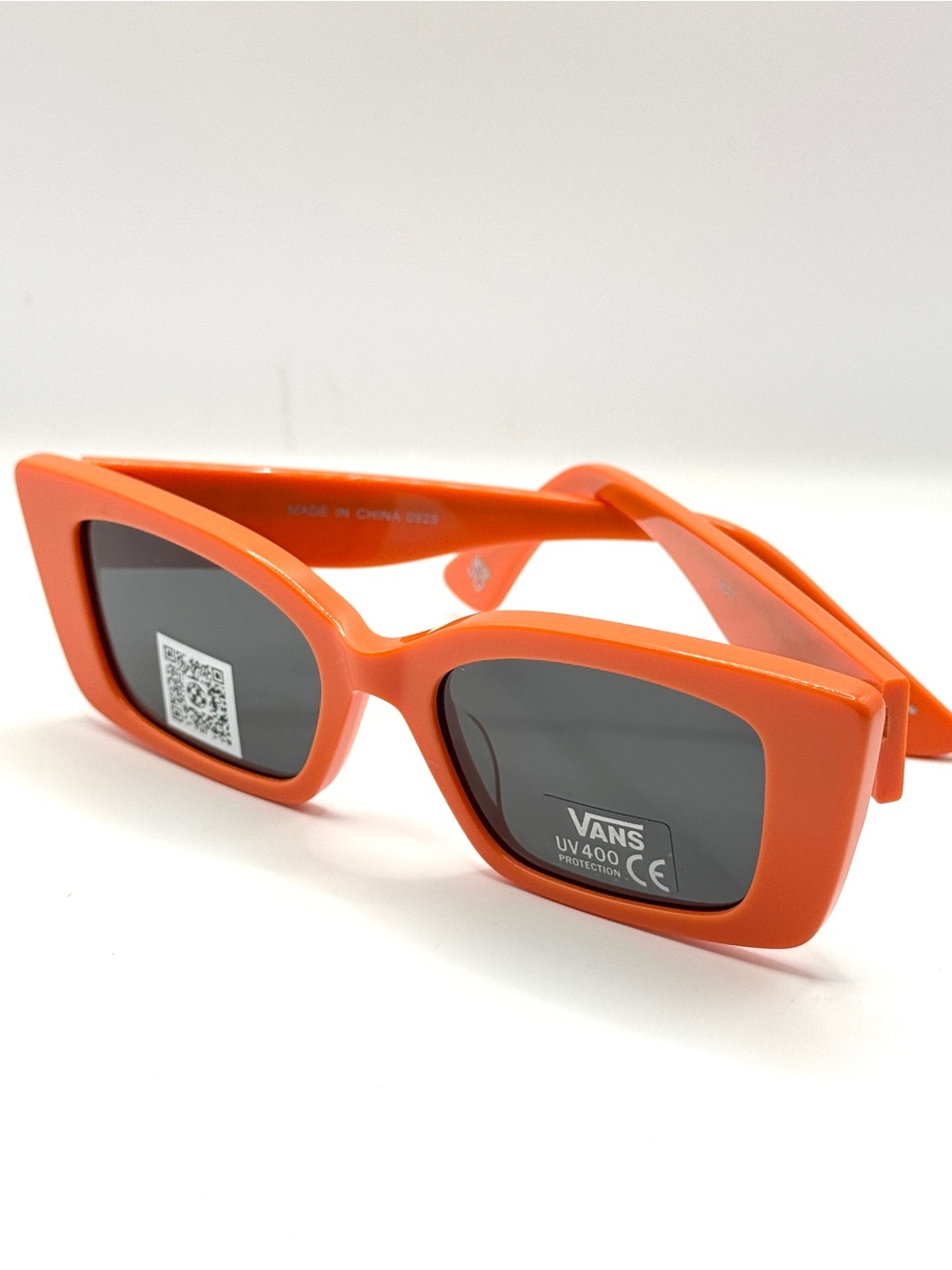 VANS Motz Flame Sunglasses NEW - Picture 3 of 7